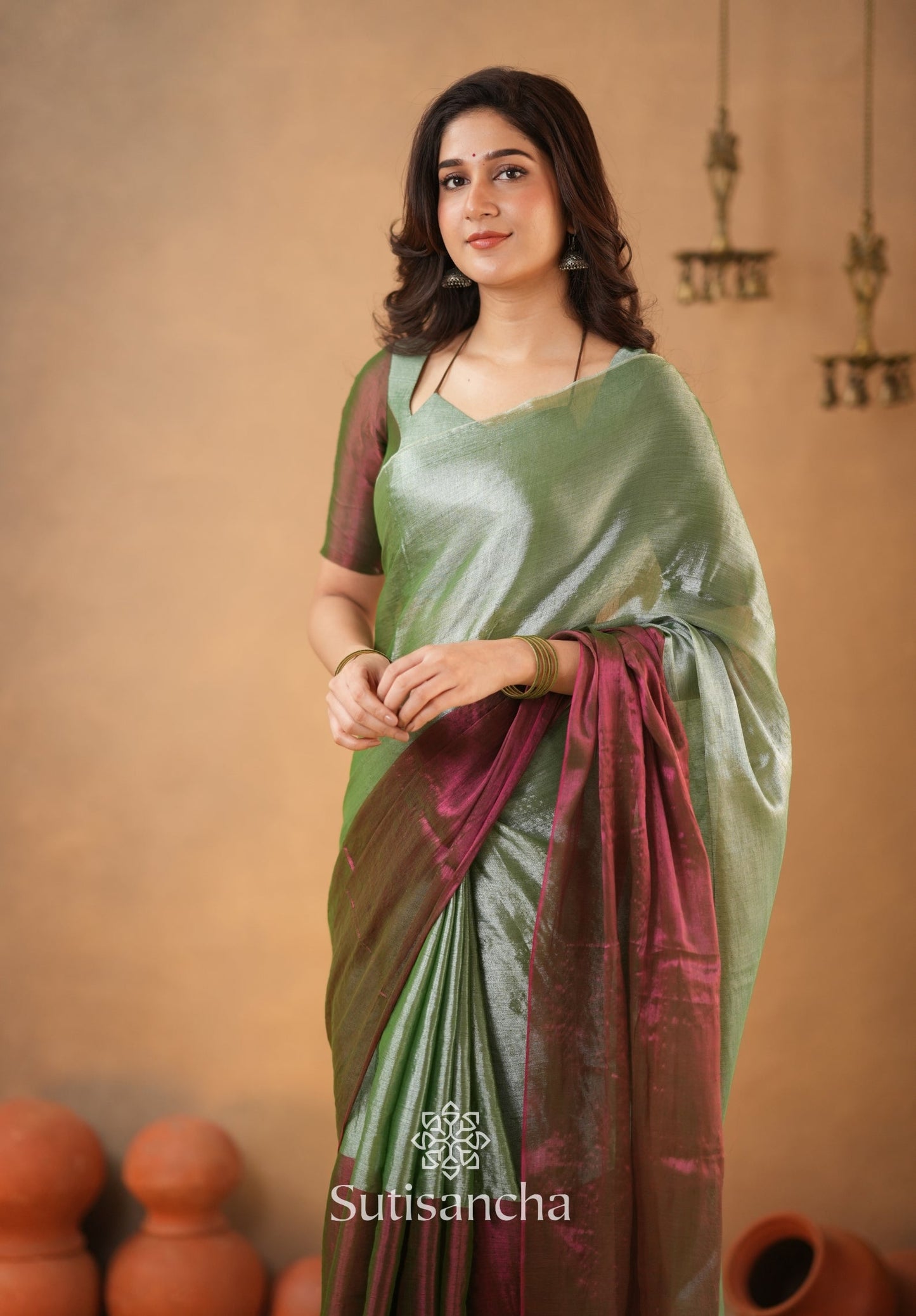 Dhiyona SS Regal Split Elegance Handloom Tissue Cotton Saree