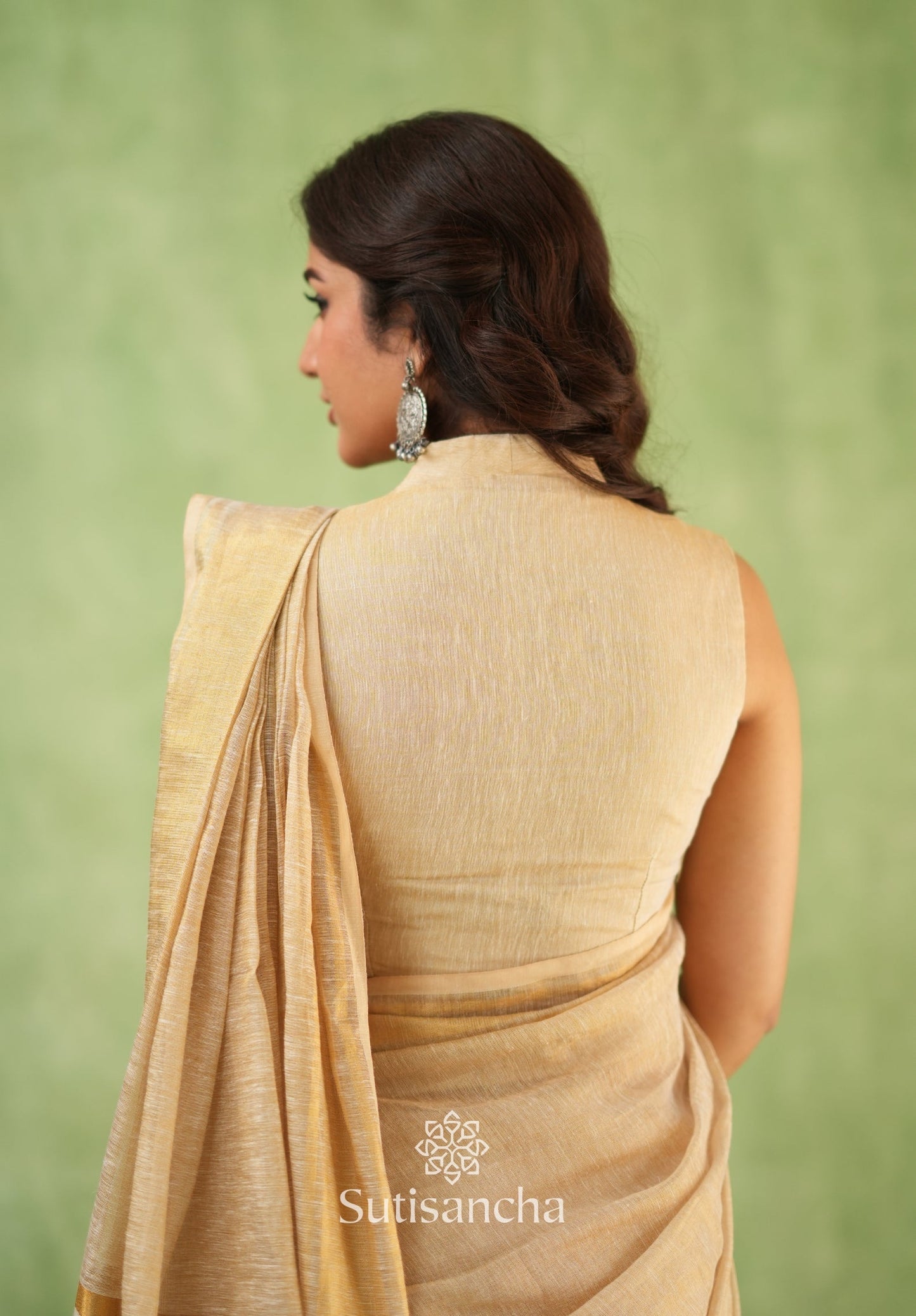 Dhiyona SS Opulent Golden Border Saree with Tassel Detailing – Cotton Linen Weave