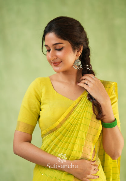 Dhiyona SS Sitaara Mul: Handwoven Sequin Elegance