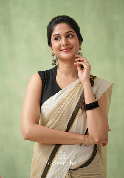 Dhiyona SS Luminous Charm Mul Saree