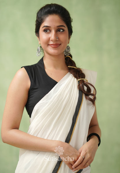 Dhiyona SS Luminous Charm Mul Saree