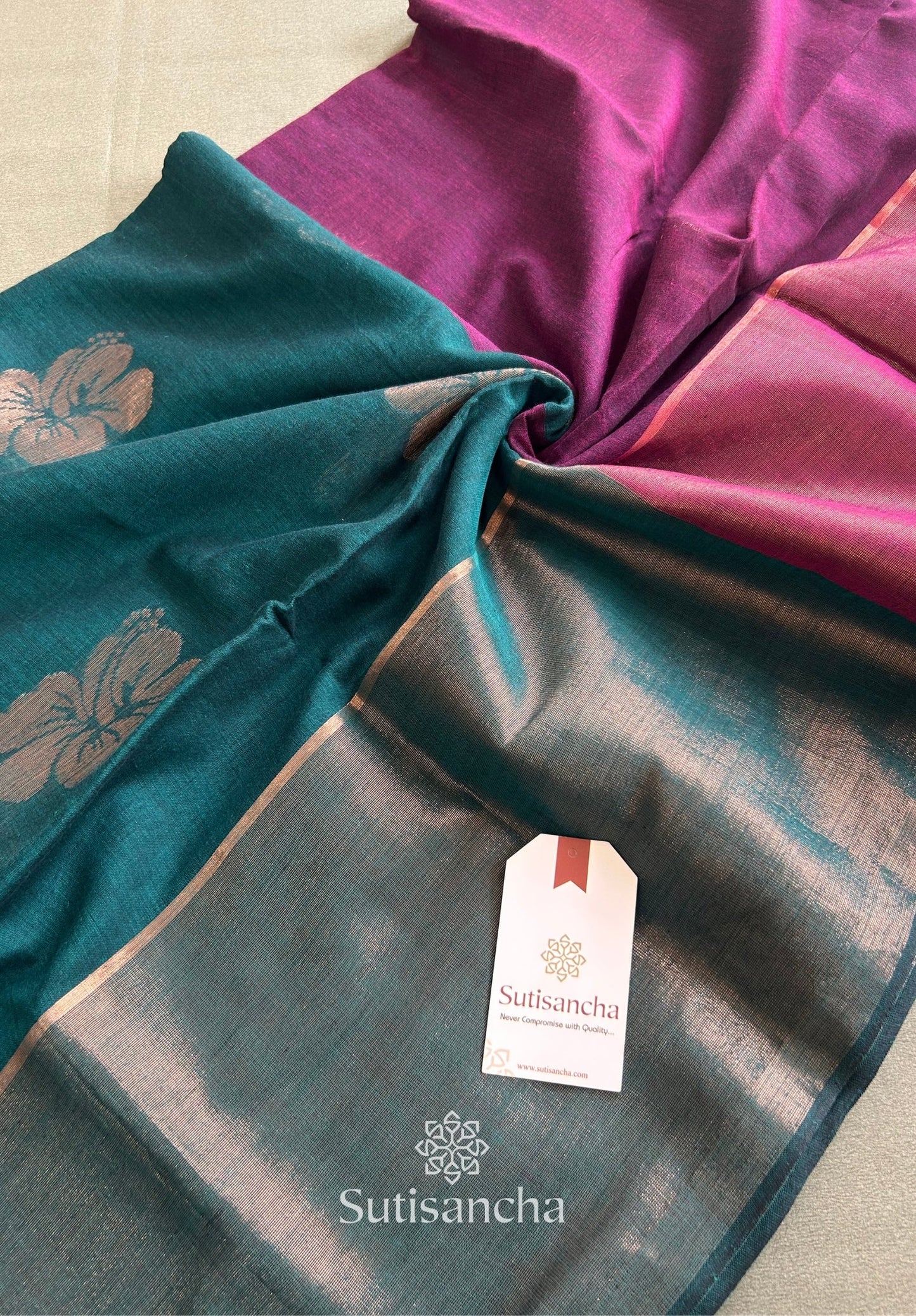 Dhiyona SS Sutisancha Rose-Design Signature Mul Cotton Saree