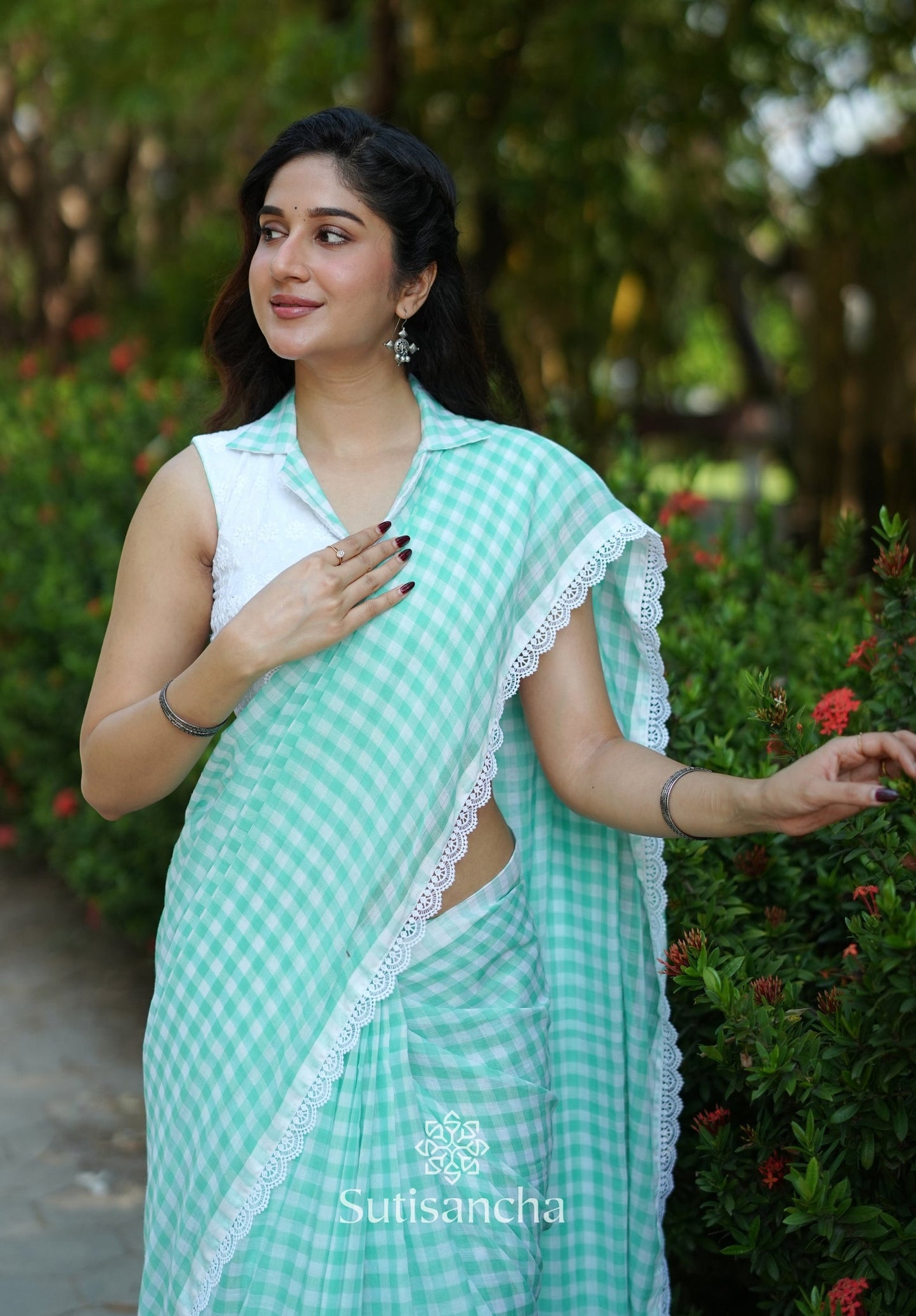 Dhiyona SS Summer Gingham Mul Cotton Saree