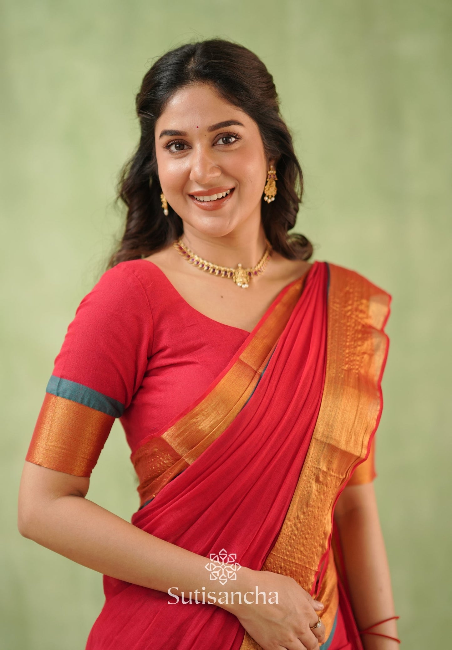 Dhiyona SS Golden Edge Classic Mul Saree