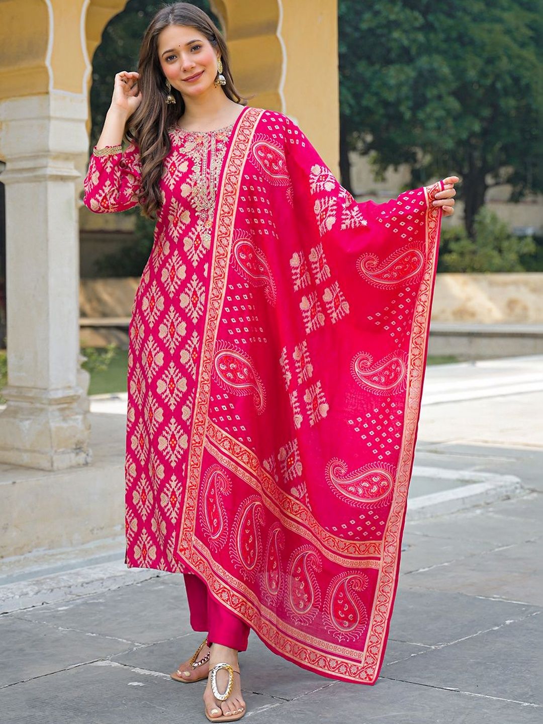 Dhiyona KL Women Ethnic Motifs Printed Regular Kurta with Trousers & With Dupatta