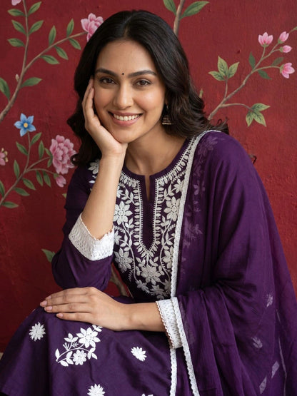 Women Ethnic Motifs Embroidered Regular Thread Work Kurta with Trousers & With Dupatta