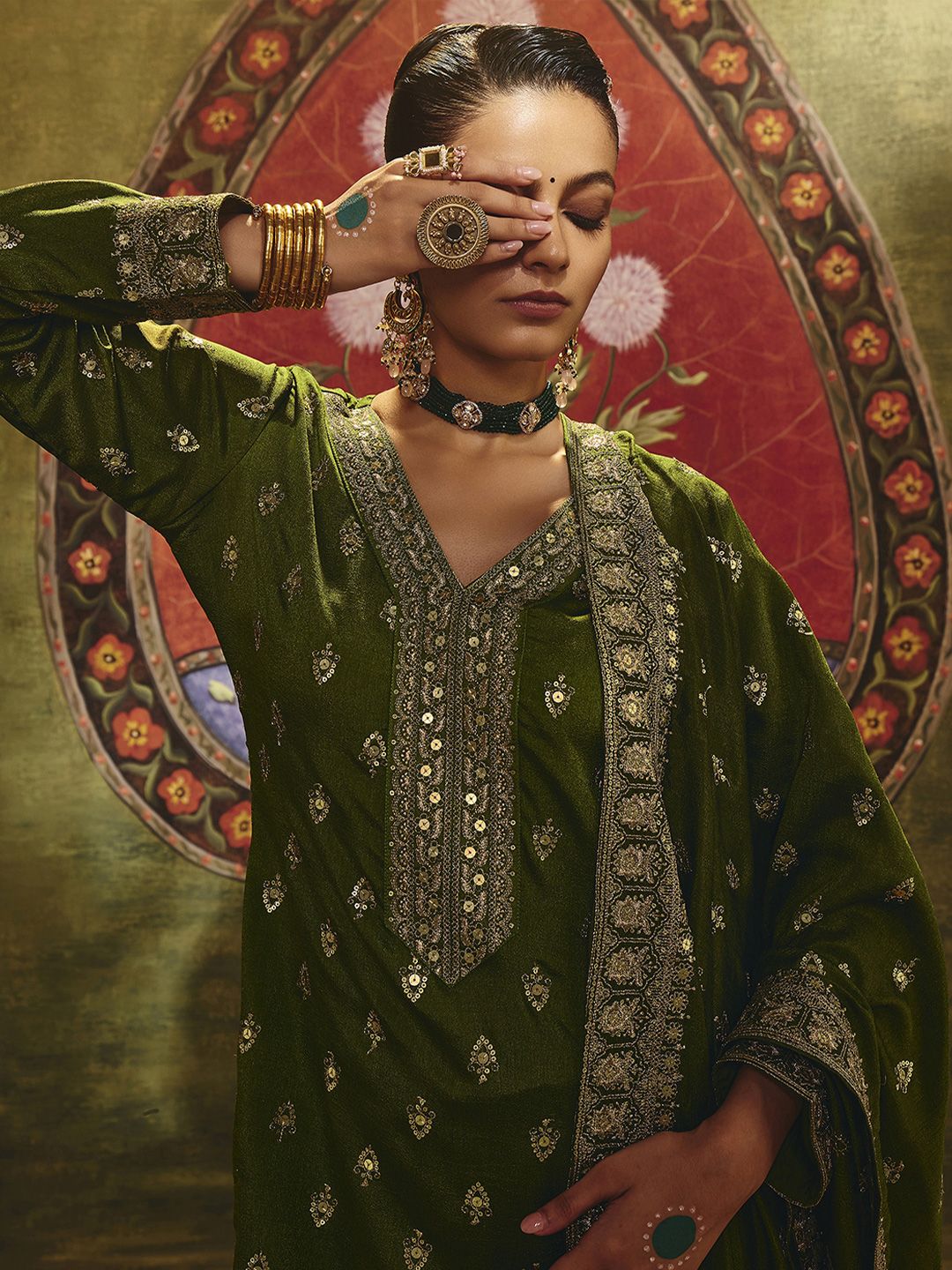 Dhiyona LL Women Ethnic Motifs Printed Kurta with Sharara & Dupatta