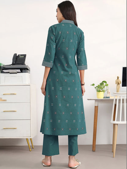 Women Ethnic Motifs Pleated Kurta with Trousers
