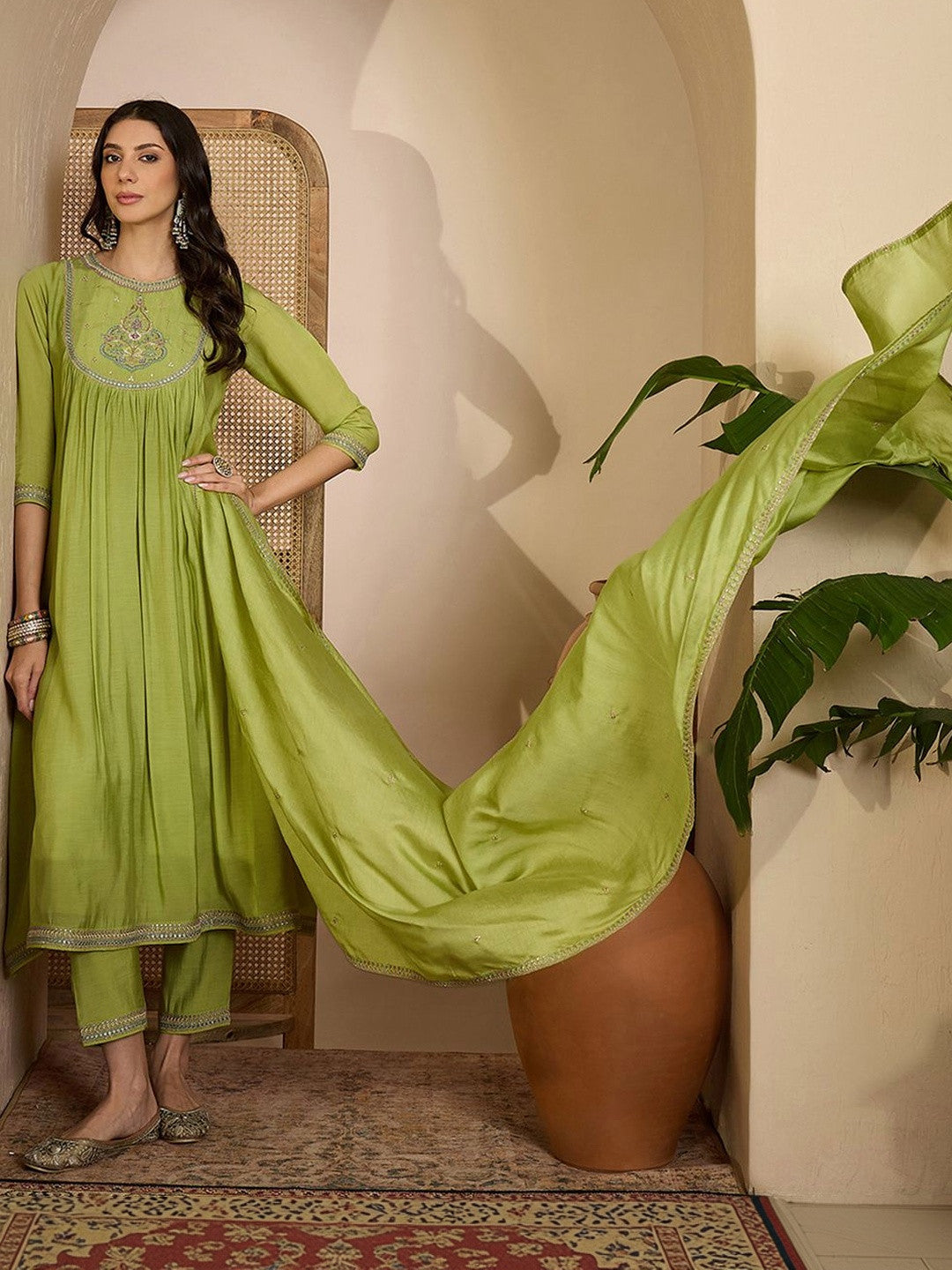 Zari Sequence Thread Embroidered Kurta With Trousers & Dupatta