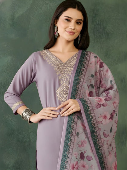 Dhiyona KL Women Ethnic Motifs Embroidered Regular Thread Work Kurta with Trousers & With Dupatta