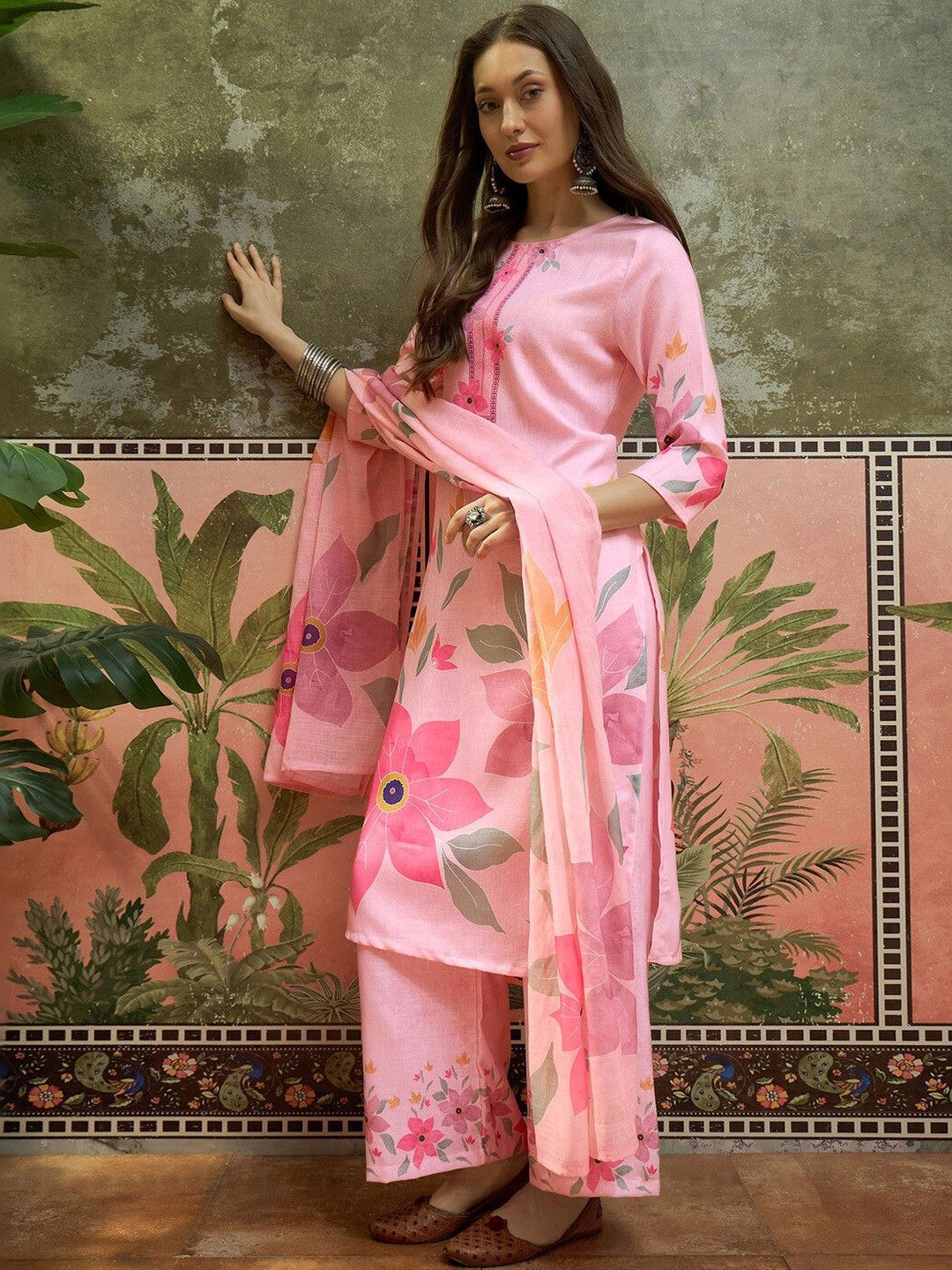 Floral Print Cotton Blend Straight Kurta & Trousers