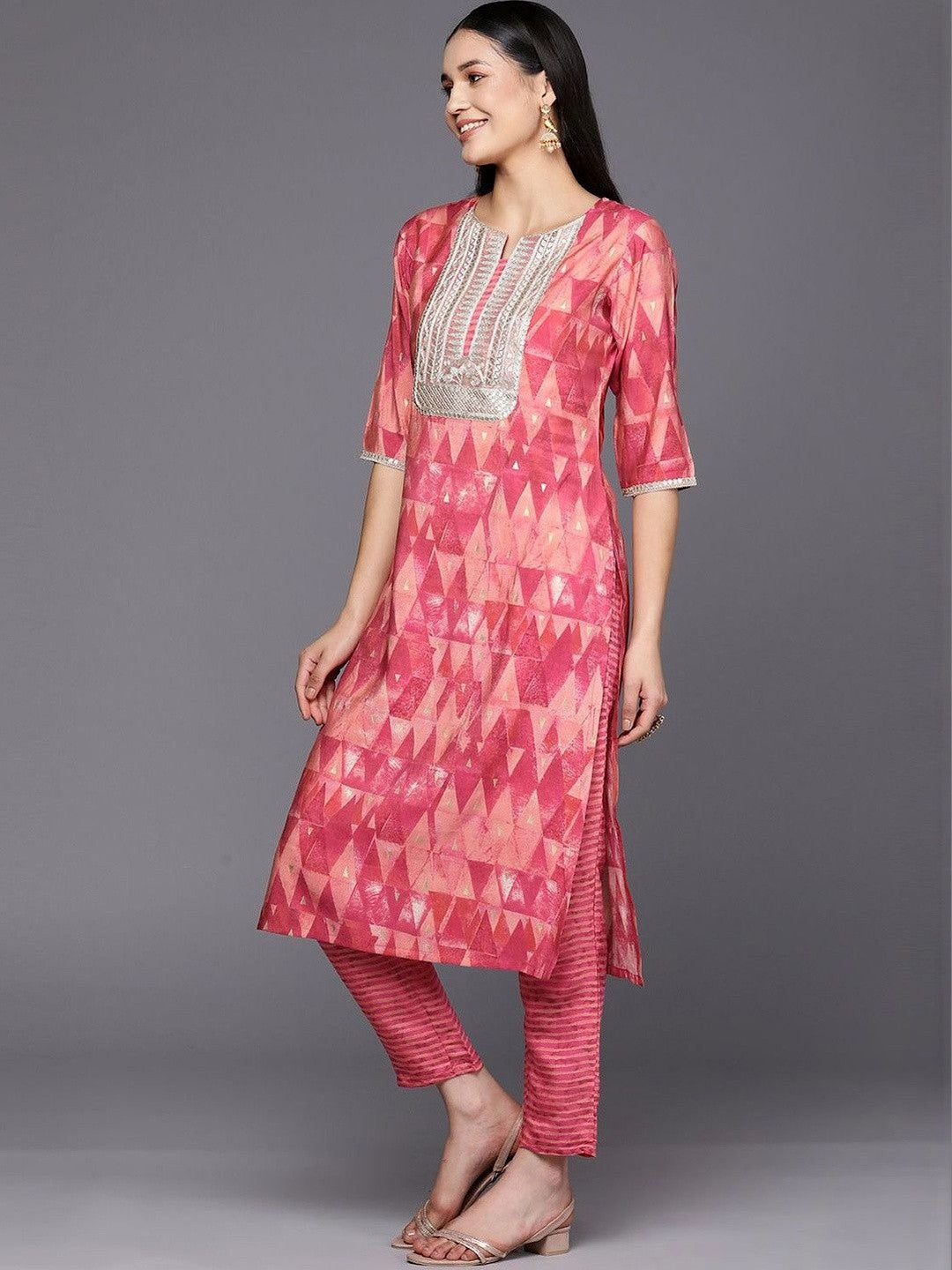 Women Printed Regular Sequinned Kurta with Trousers & With Dupatta