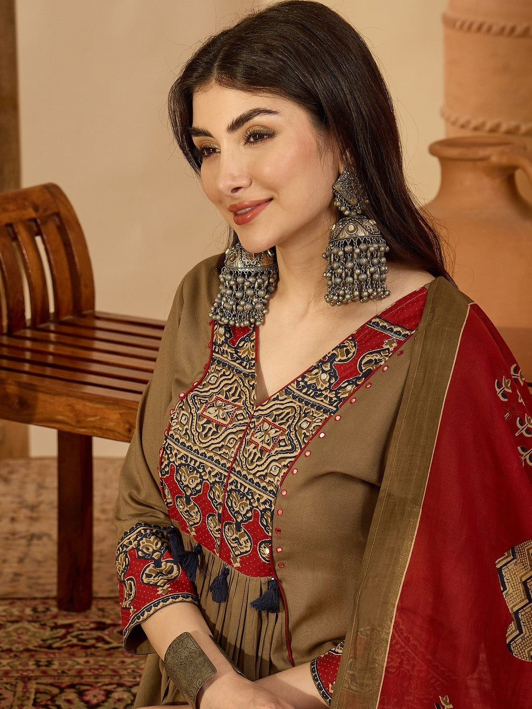 Embroidered Kurta Set
