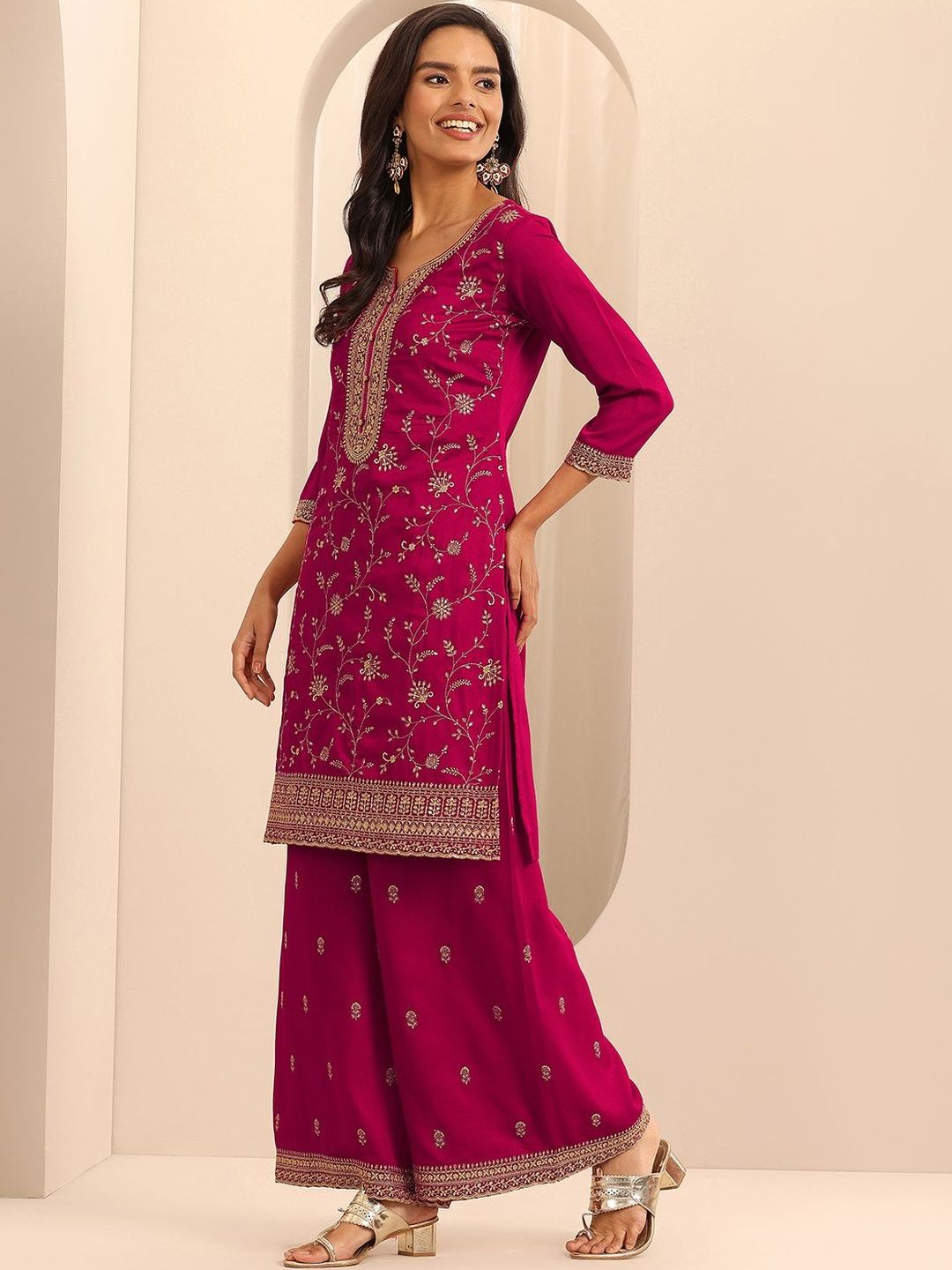 Dhiyona LL Ethnic Motifs Embroidered Straight Thread Work Kurta With Palazzos & Dupatta