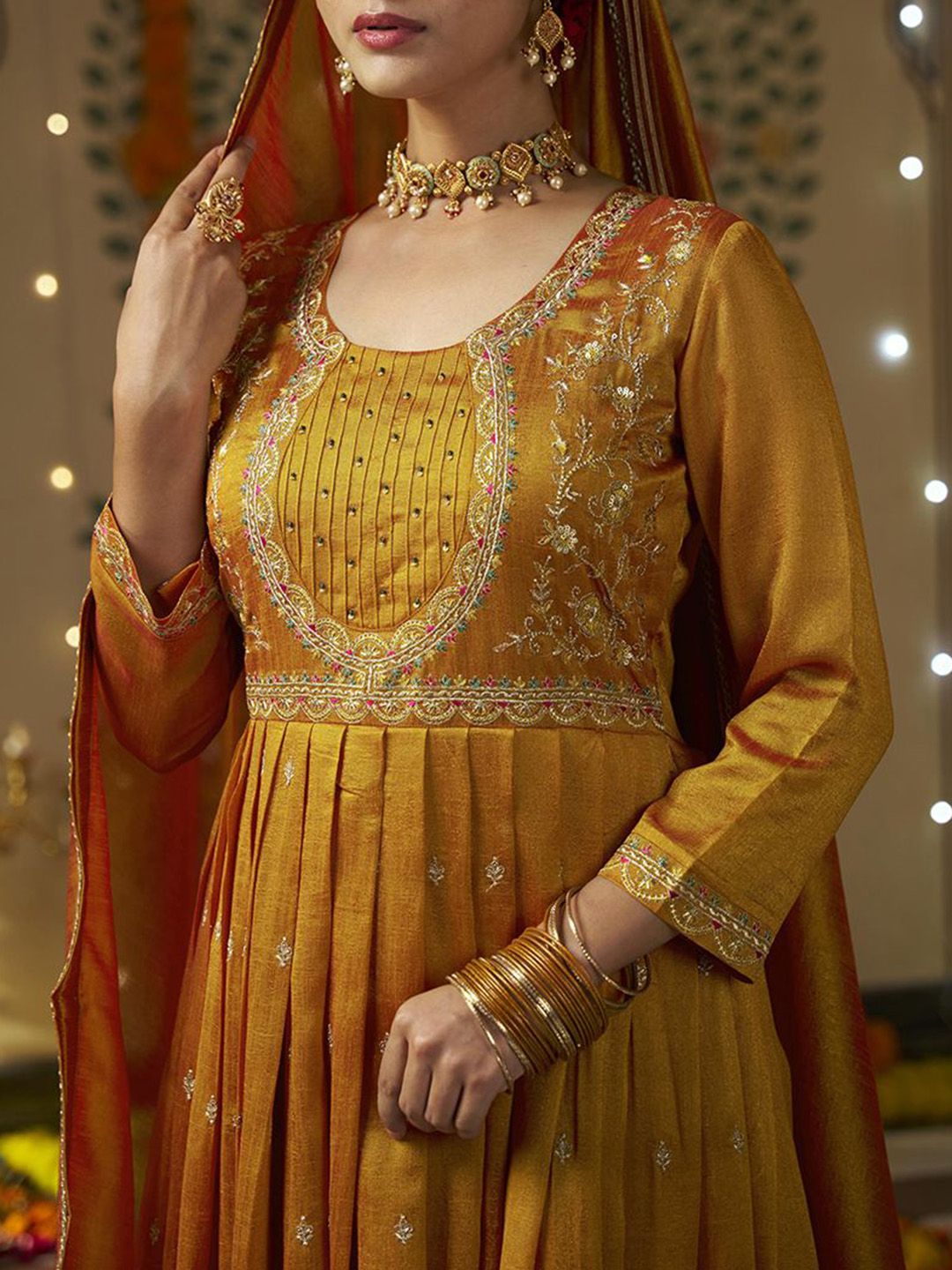 Dhiyona CH Women Floral Embroidered Pleated Sequinned Kurta with Trousers & With Dupatta
