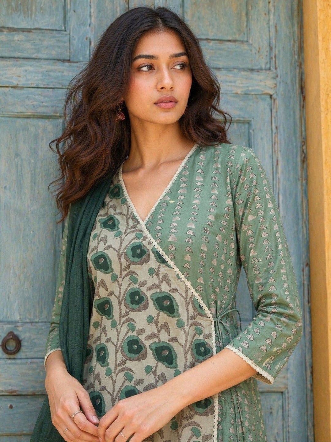 Printed Pure Cotton V-Neck Kurta & Trousers With Dupatta