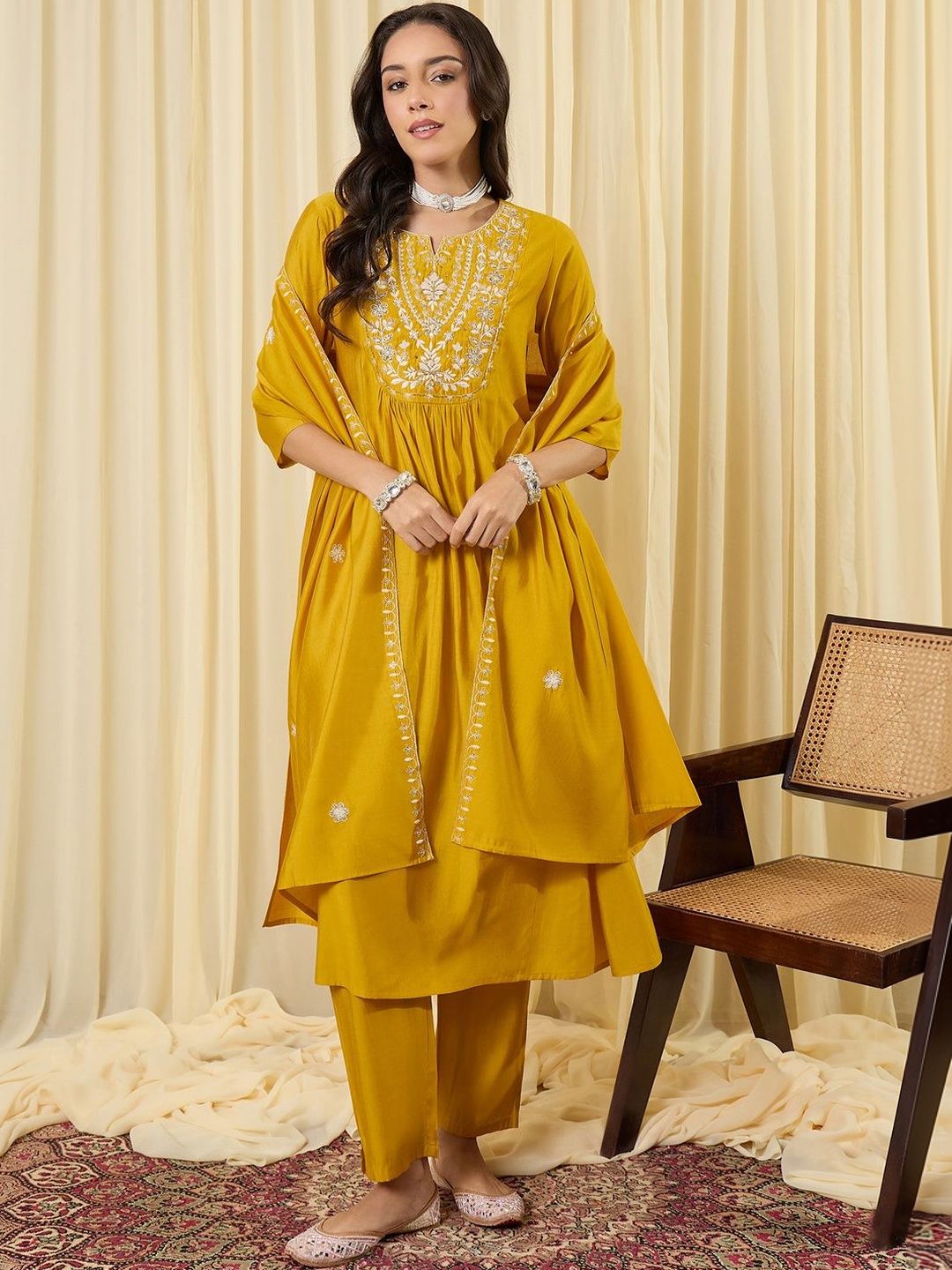 Dhiyona IE Women Ethnic Motifs Embroidered Tiered Thread Work Kurta with Trousers & With Dupatta