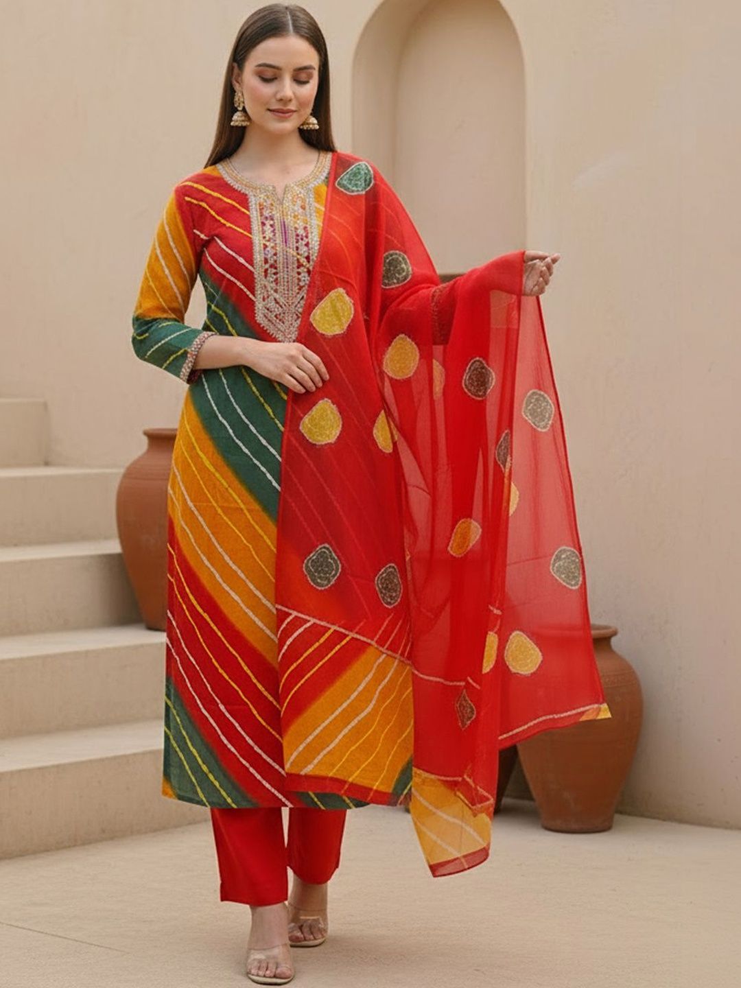 Dhiyona IE Women Leheriya Printed Regular Thread Work Kurta with Trousers & With Dupatta