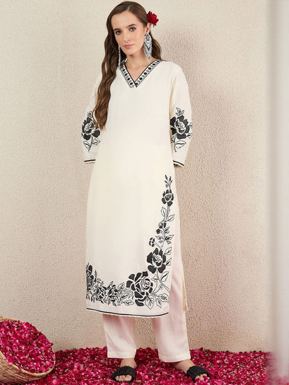Women Floral Embroidered Kurta with Trousers