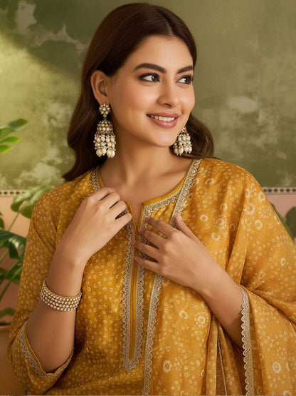 Printed Round Neck Kurta & Trousers With Dupatta