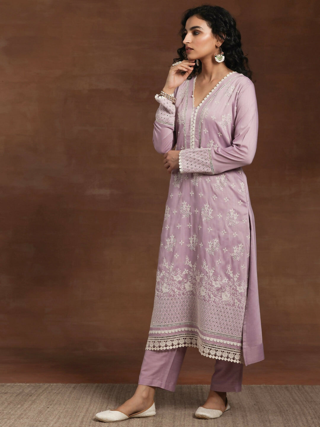 Women's LB Lilac Embroidered Silk Blend Straight Suit With Dupatta