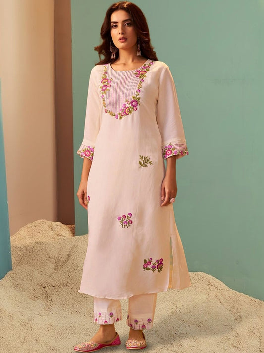 Women Floral Embroidered Regular Thread Work Kurta with Trousers