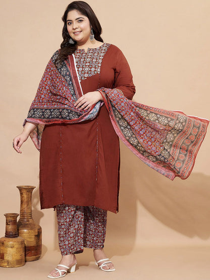 Dhiyona KL Women Floral Printed Regular Pure Cotton Kurta with Trousers and Dupatta