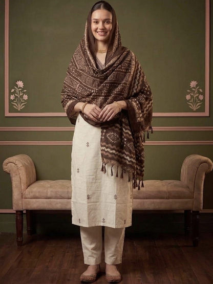 Women Ethnic Motifs Embroidered Regular Thread Work Pure Cotton Kurta with Trousers & With Dupatta