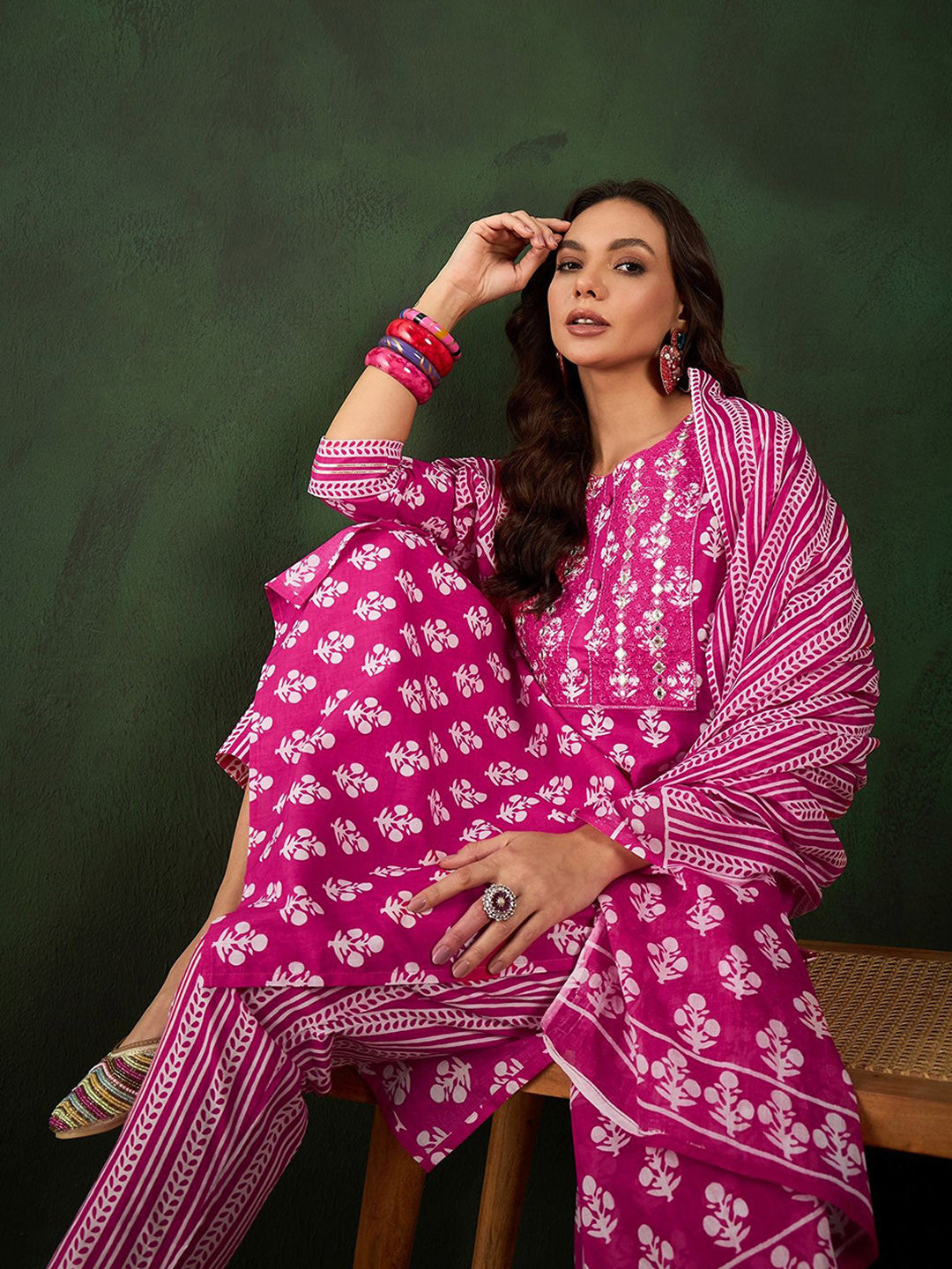 Floral Printed Pure Cotton Kurta With Trousers & Dupatta