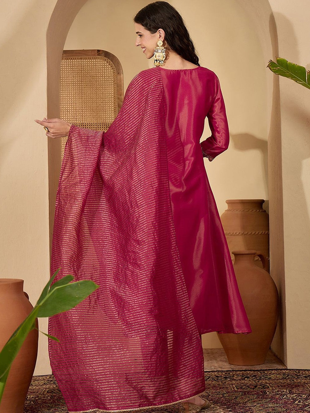 Women Magenta Sequence Embroidered Kurta Set