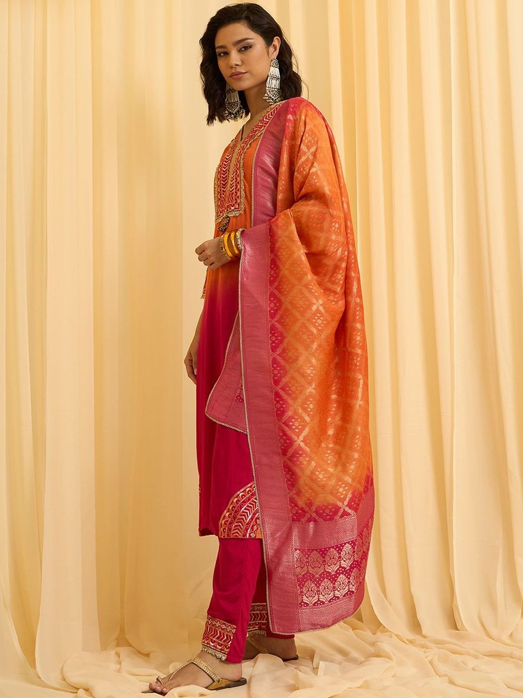 Dhiyona CH Floral Embroidered V-Neck Straight Sequinned Kurta With Trousers & Dupatta
