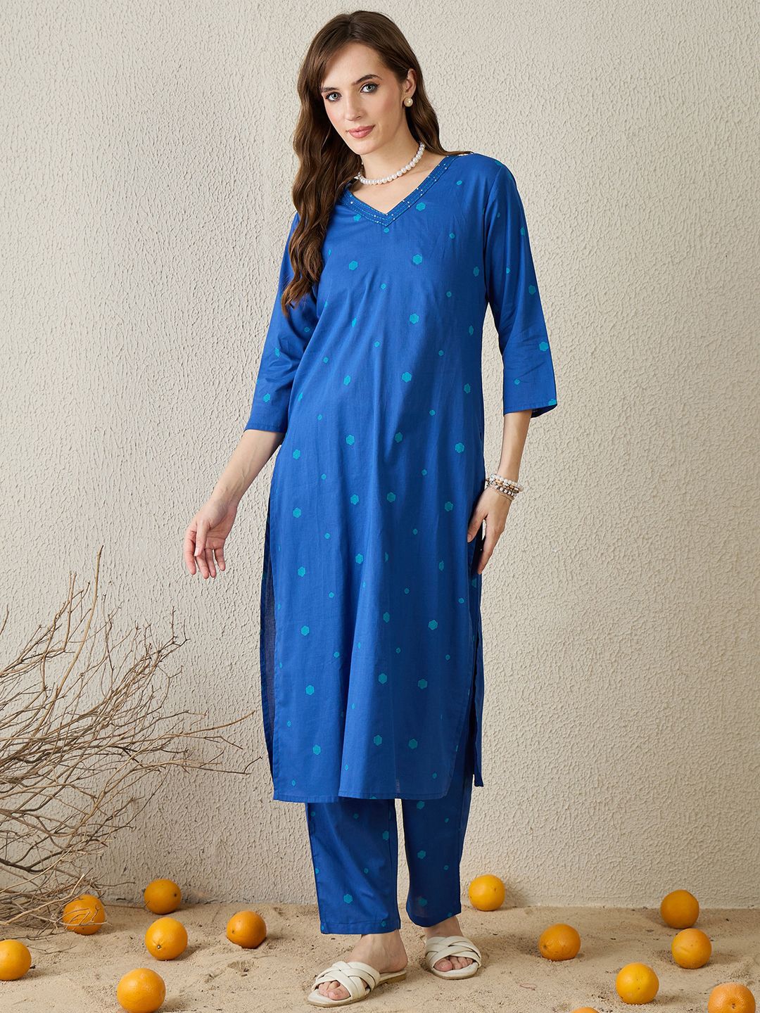 Dhiyona IE Geometric Printed Pure Cotton V-Neck Top With Trousers Co-Ords