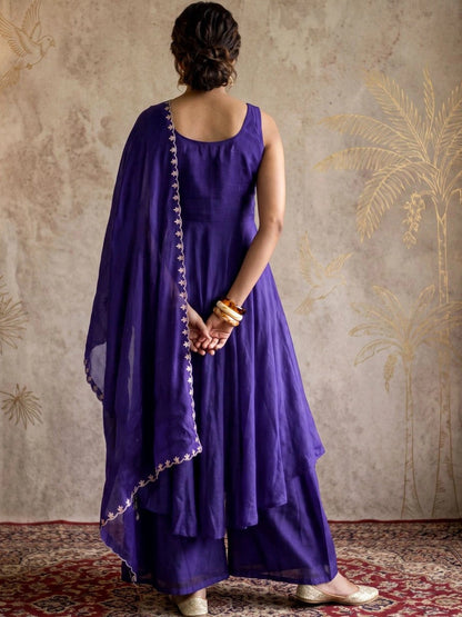 Women Floral Embroidered Tiered Thread Work Kurta with Palazzos & With Dupatta