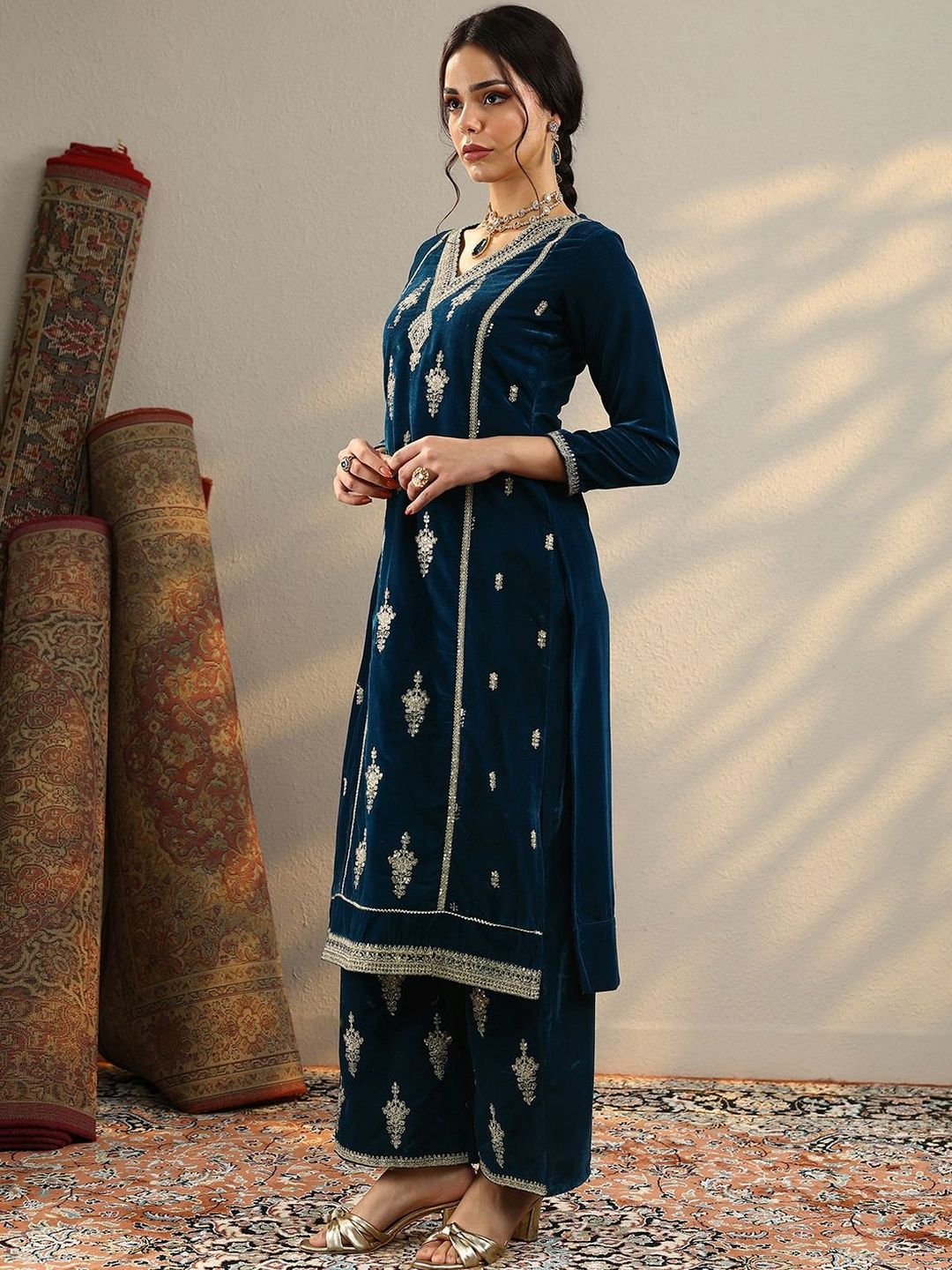 Dhiyona LL Women Ethnic Motifs Embroidered Kurta with Palazzo & Dupatta