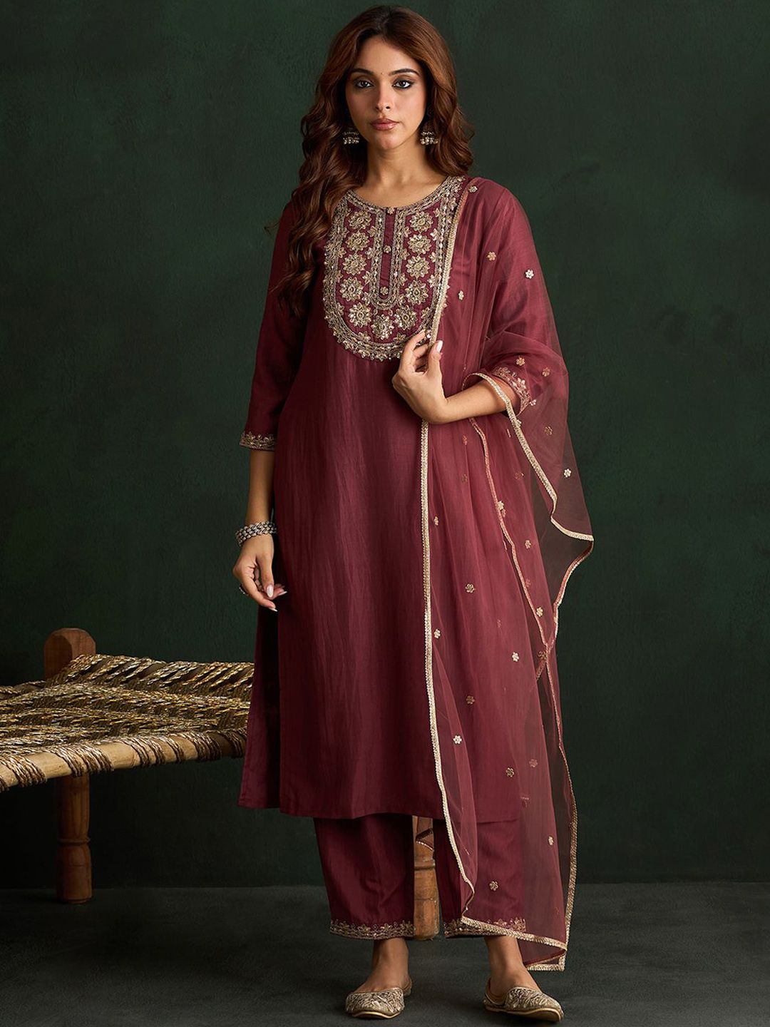 Dhiyona IE Floral Embroidered Straight Kurta with Trousers & Dupatta