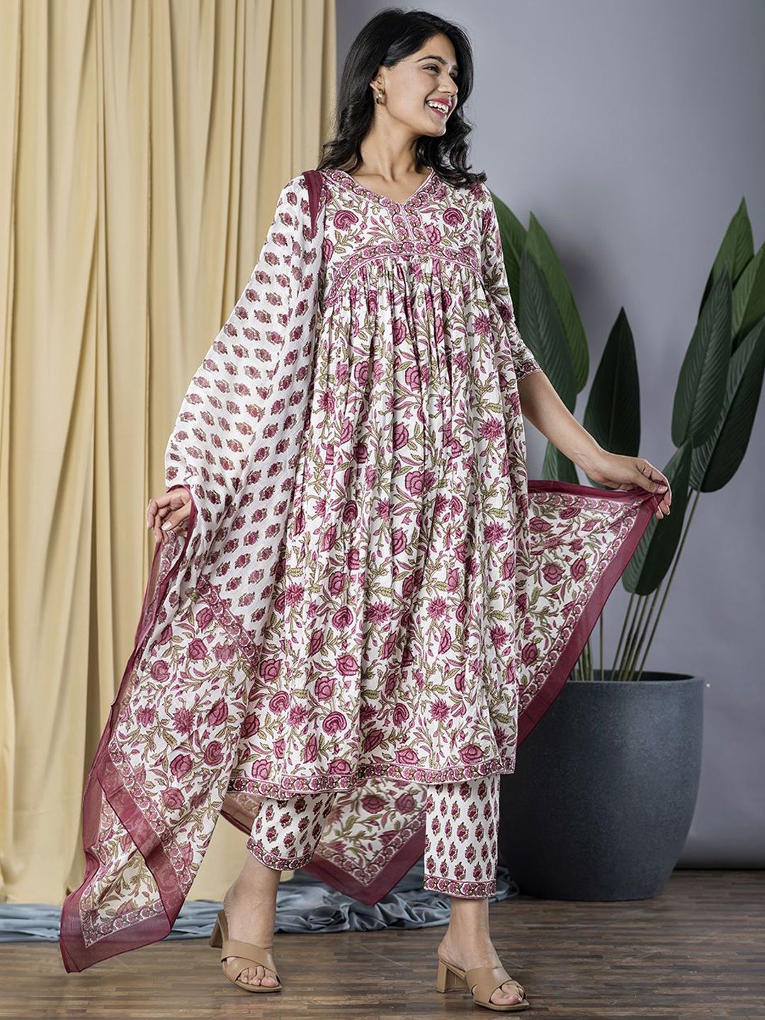 Dhiyona KL Floral Printed V-Neck Pure Cotton Anarkali Kurta With Trousers & Dupatta