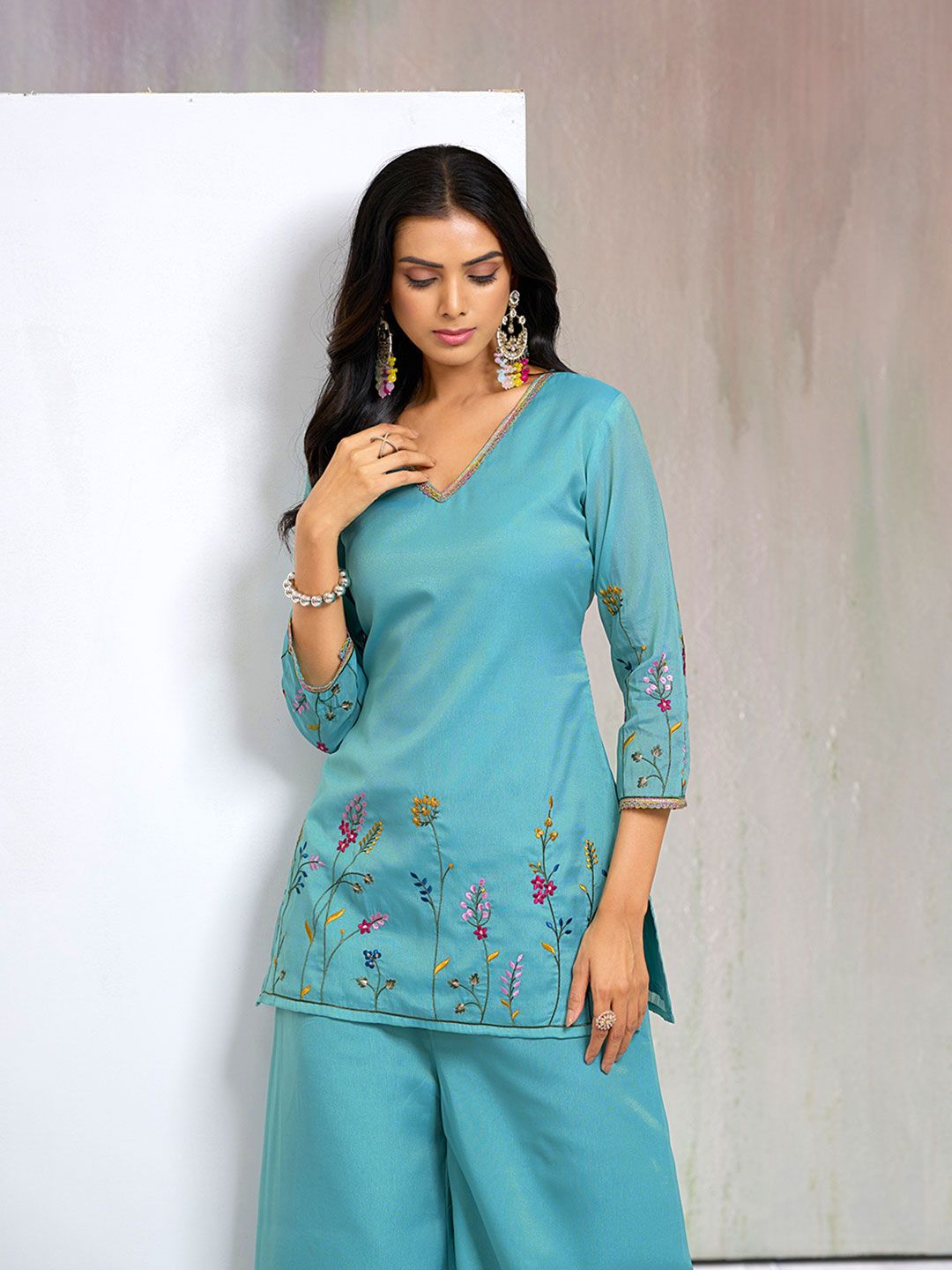 Dhiyona CH Embroidered Kurta with Plazzo