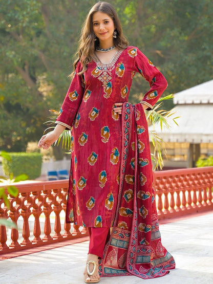 Dhiyona KL Women Ethnic Motifs Printed Regular Kurta with Trousers & With Dupatta