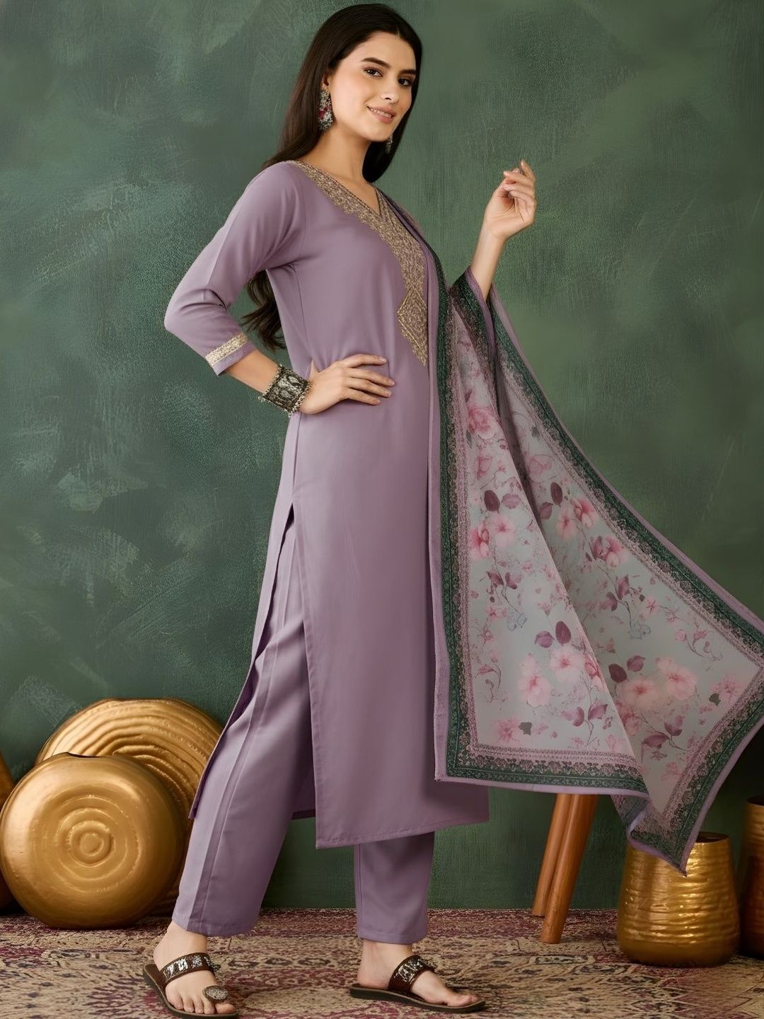Dhiyona KL Women Ethnic Motifs Embroidered Regular Thread Work Kurta with Trousers & With Dupatta