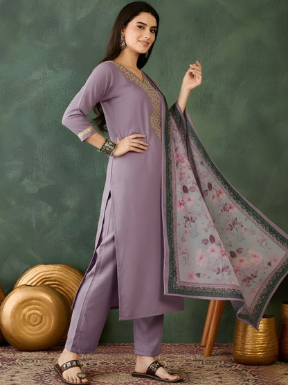 Dhiyona KL Women Ethnic Motifs Embroidered Regular Thread Work Kurta with Trousers & With Dupatta