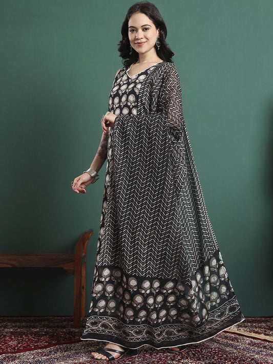 Dhiyona KL Women Ethnic Motifs Printed Pure Cotton Anarkali Kurta with Trouser & Dupatta