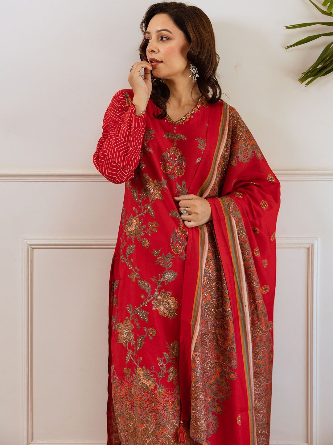 Dhiyona KL Women Floral Printed Kurta with Palazzo & Dupatta