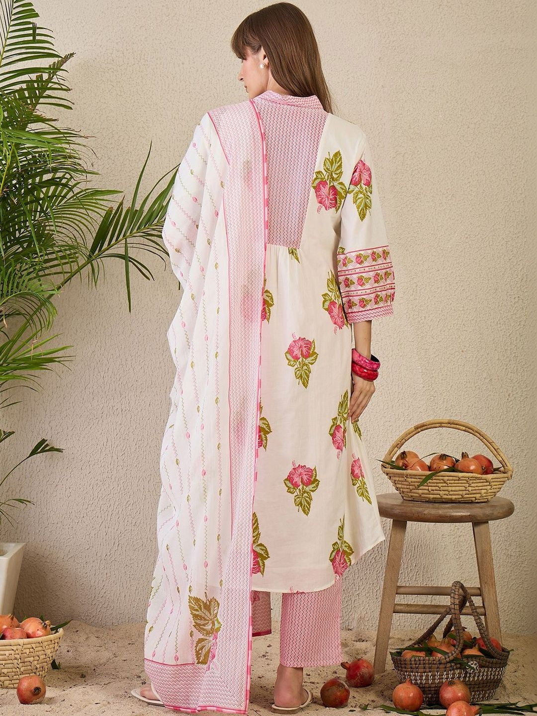 Floral Printed Pure Cotton Kurta With Trousers & Dupatta