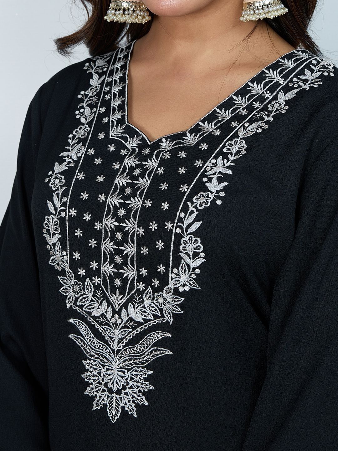 Dhiyona HOP Embroidered V-Neck Kurti Sharara & Dupatta