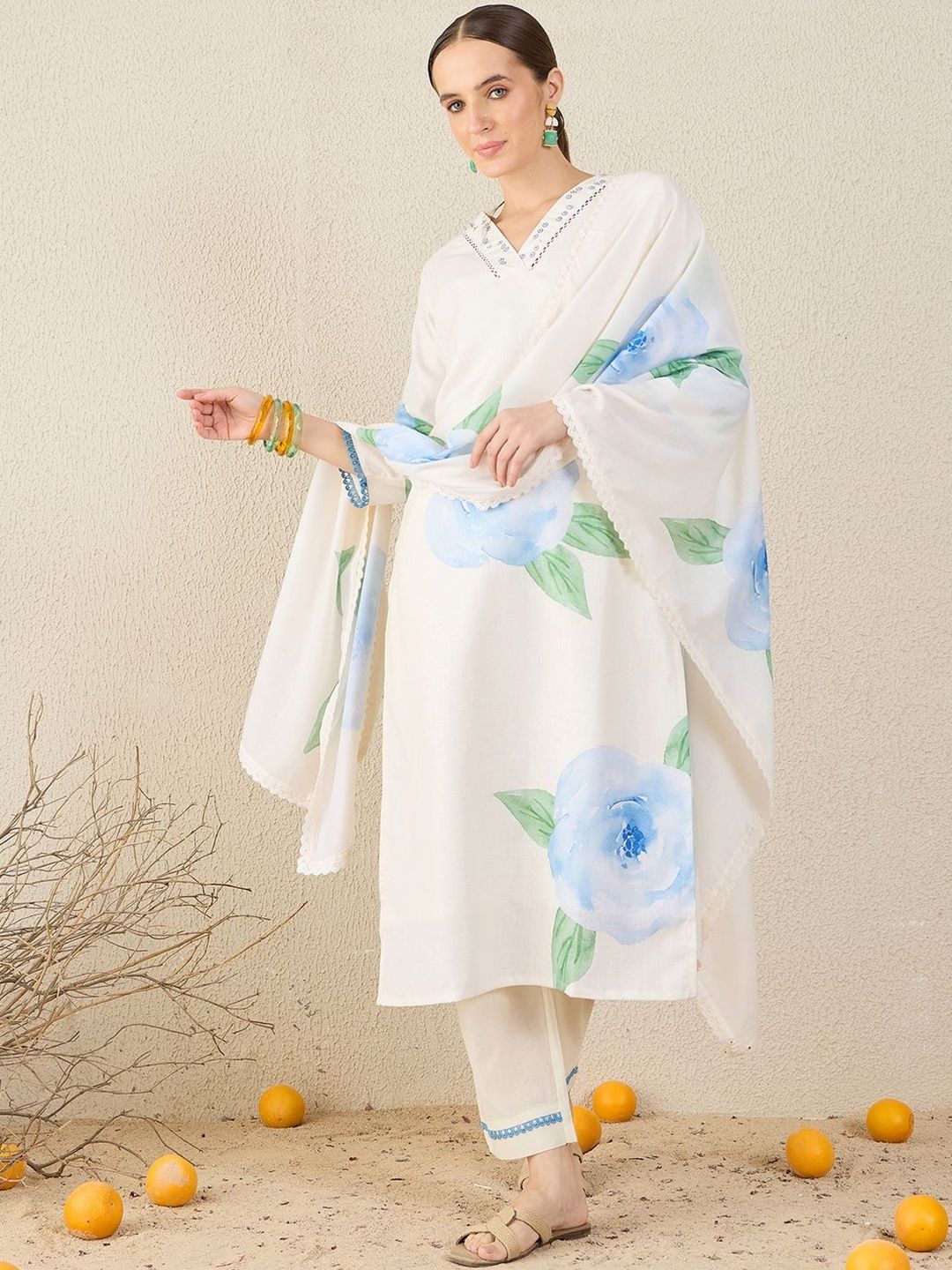 Dhiyona IE Women Floral Printed Regular Sequinned Linen Kurta with Trousers & Dupatta