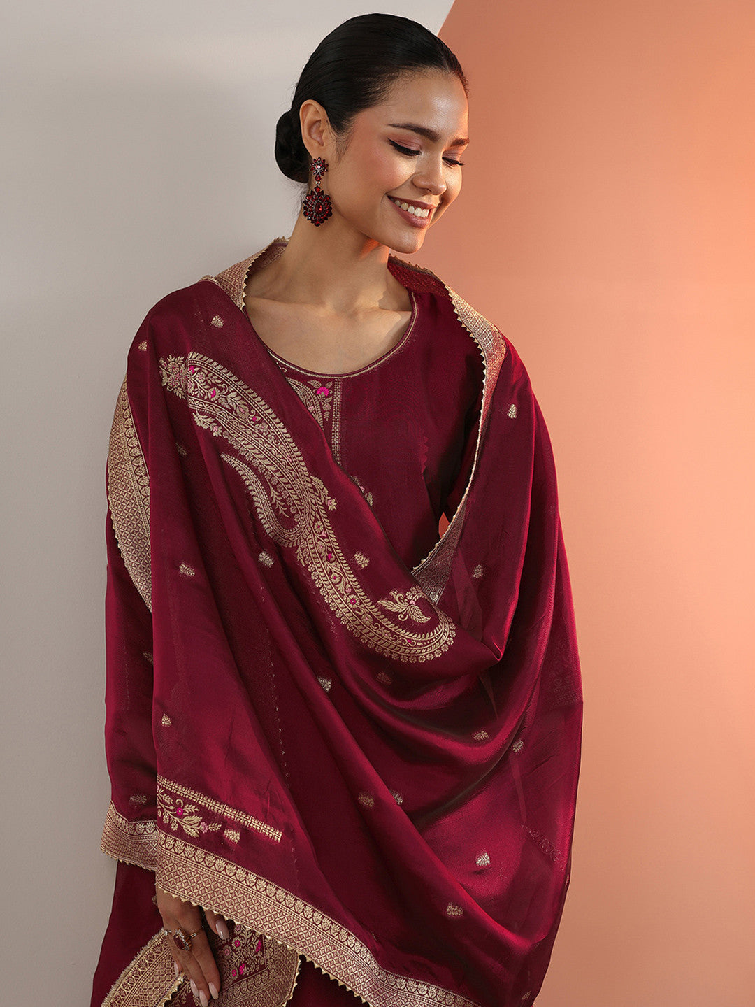Women Paisley Printed Kurta with Trousers & Dupatta