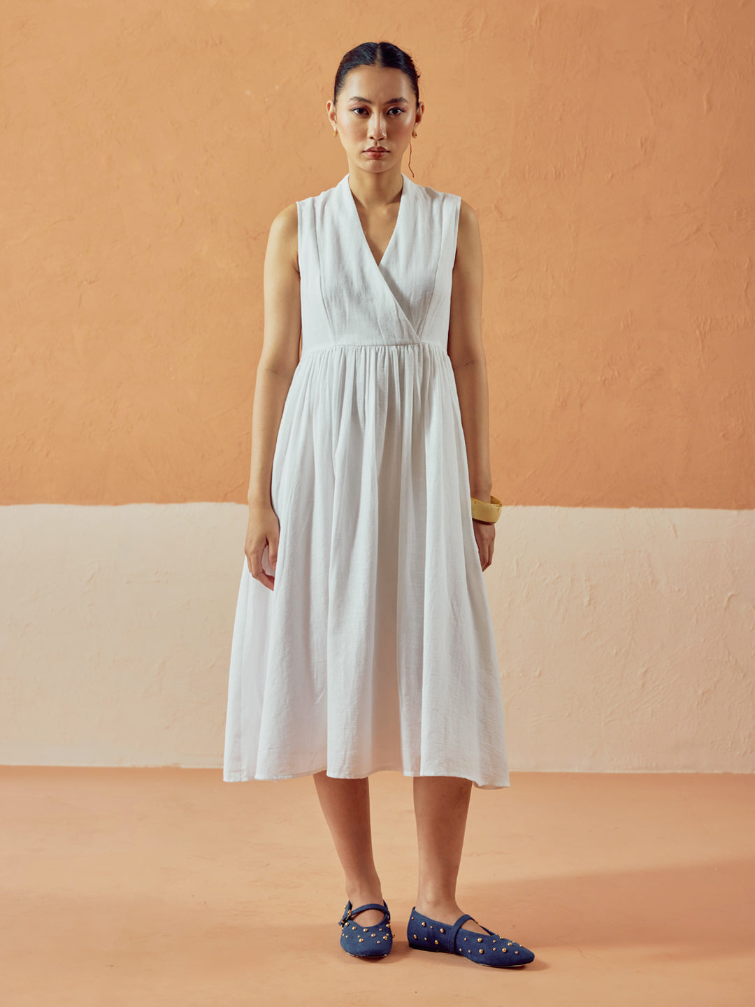 Dhiyona FL Women's White Solid Linen Maxi Dress