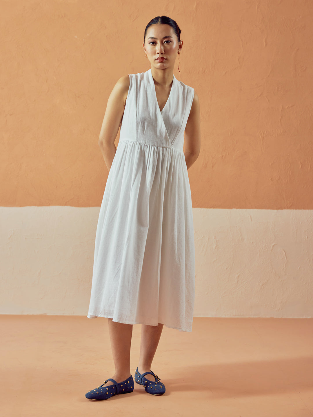 Dhiyona FL Women's White Solid Linen Maxi Dress