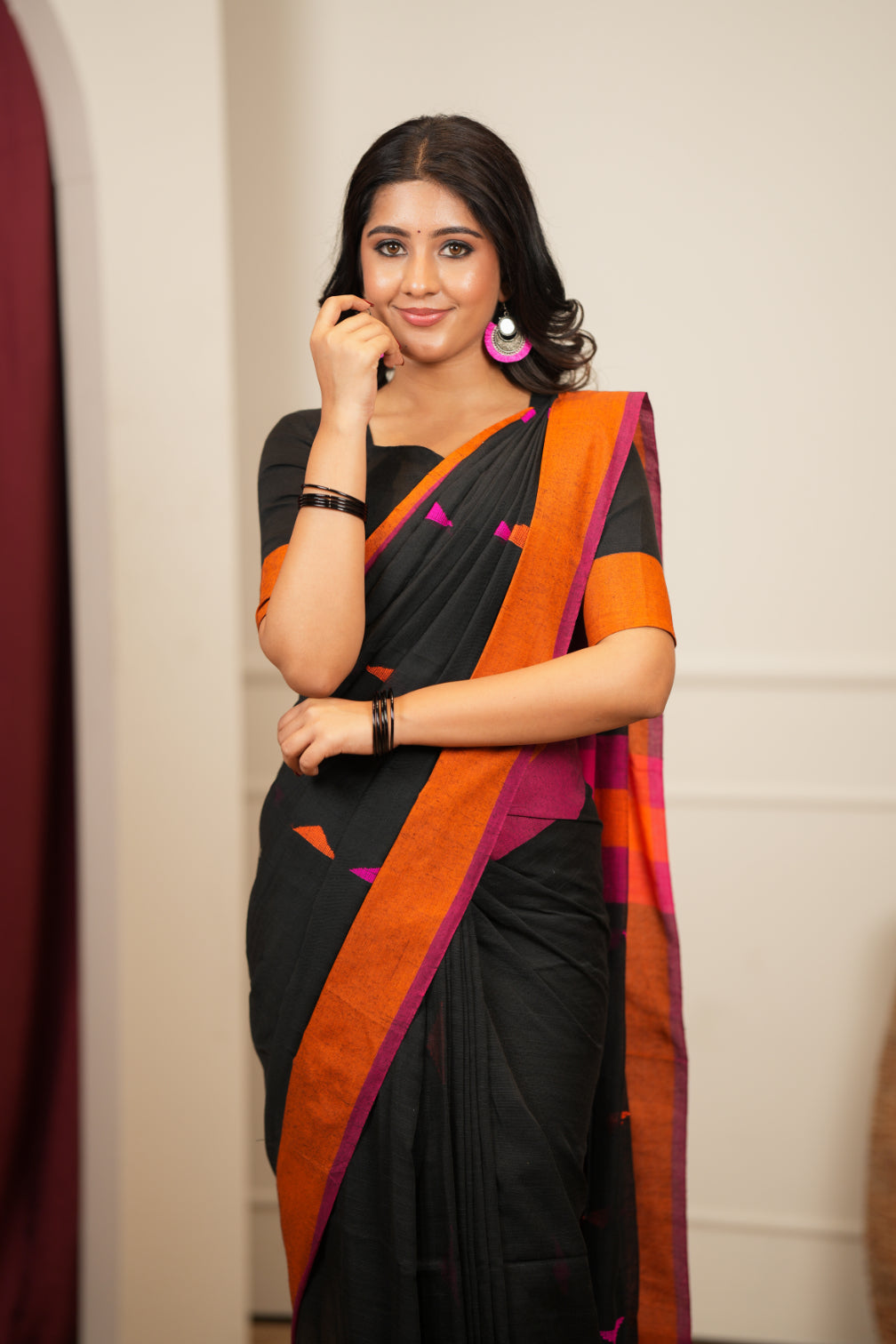 Dhiyona SS Artisan Glow – Black Pink Handloom Saree