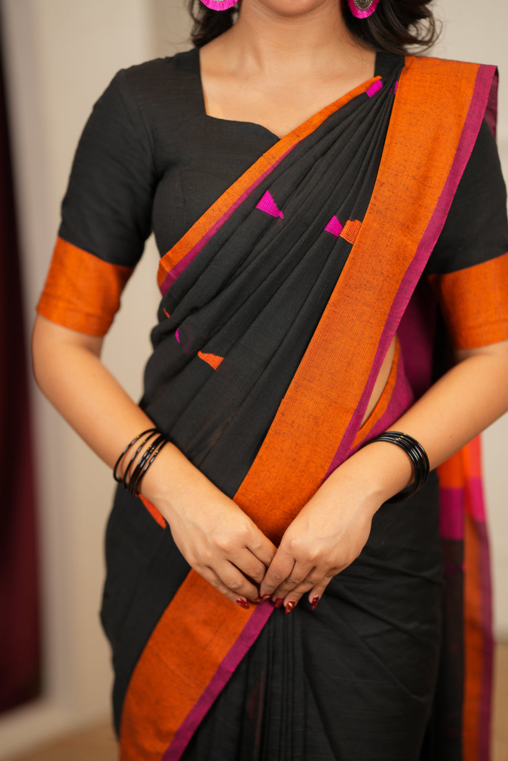 Dhiyona SS Artisan Glow – Black Pink Handloom Saree
